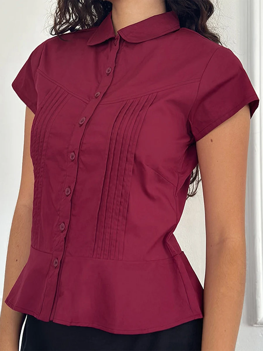 เสื้อยืดคอวีลําลองของผู้หญิงหลวมพอดีแขนสั้นสีทึบปุ่มลงเสื้อจีบเสื้อฤดูร้อนสําหรับสุภาพสตรี
