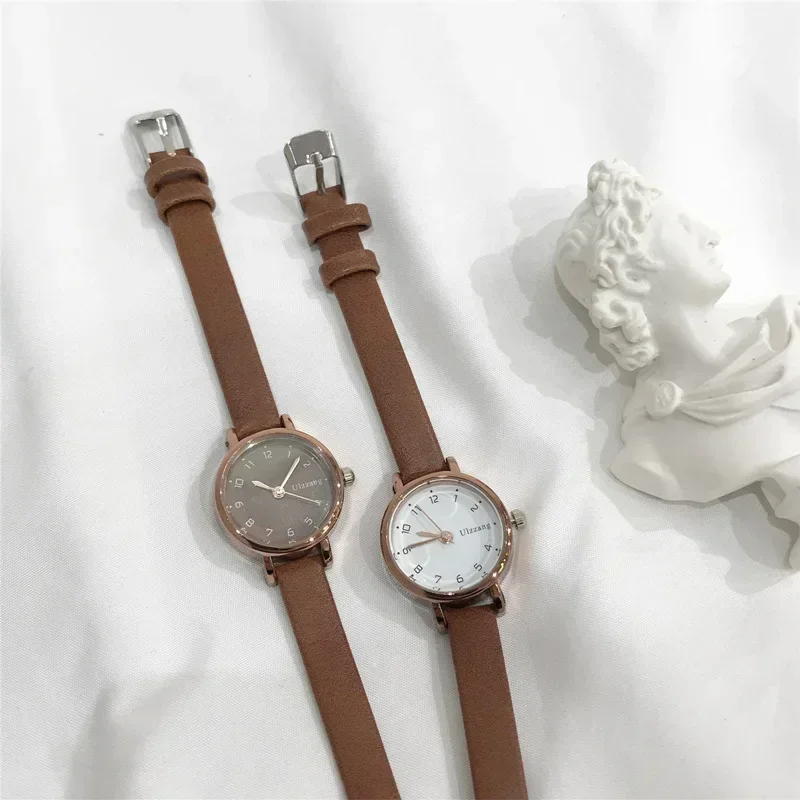 

2024 Simple Small Dial Women White Watch Luxury Brand Quartz Female Clock Retro Watches Vintage Leather Watch for Women