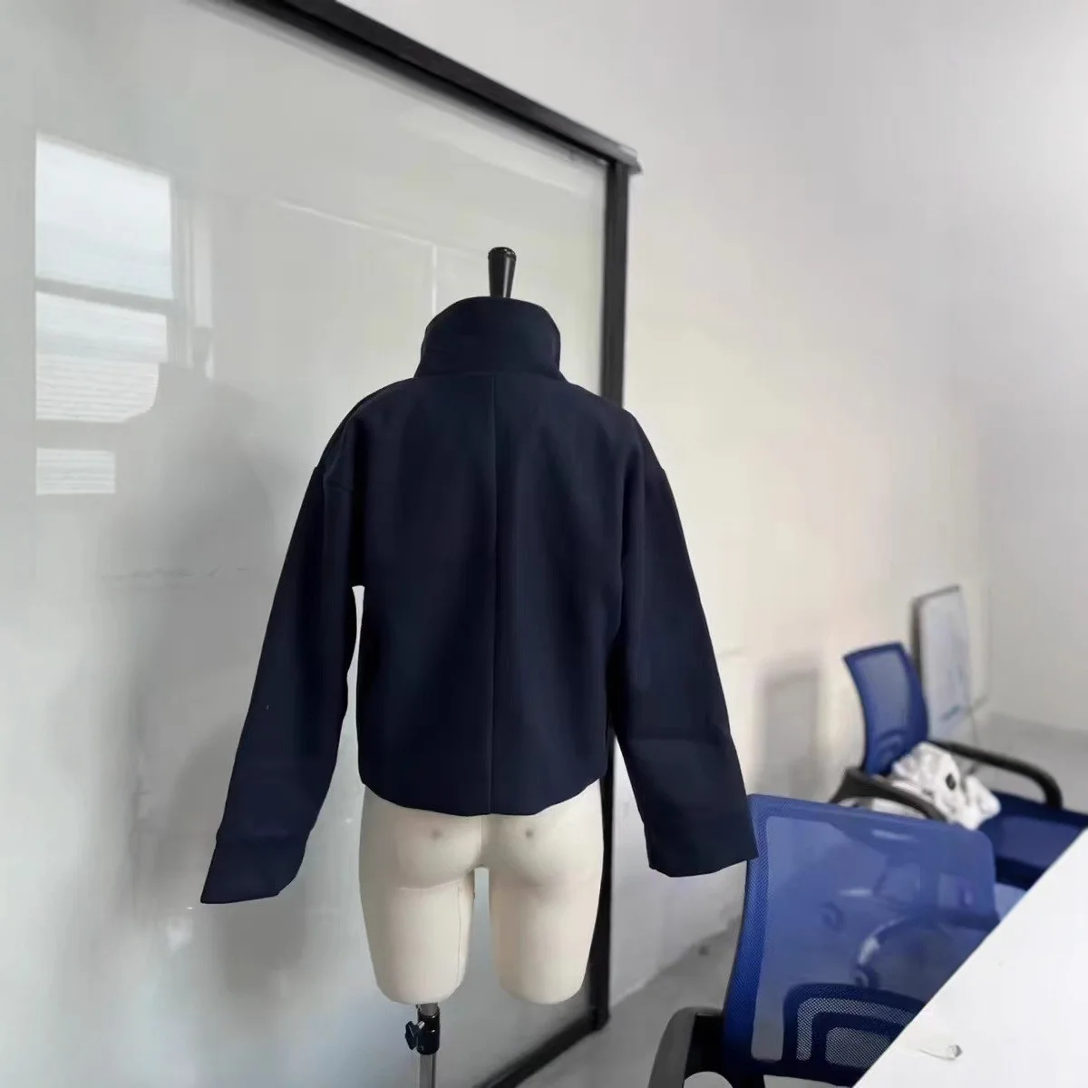 معاطف قصيرة من الصوف للنساء سترات مزج بياقة واقفة معطف سميك دافئ Y2k ملابس الشارع الشهير ملابس خارجية للعمل لخريف وشتاء 2025