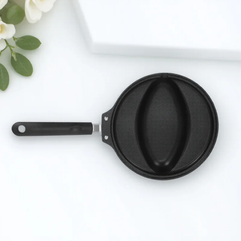

1Pcs Omelet Pan Non-Stick Frying Pan Iron Handle Black Multipurpose Kitchen Frying Saucepan Home Omelette Egg Mold