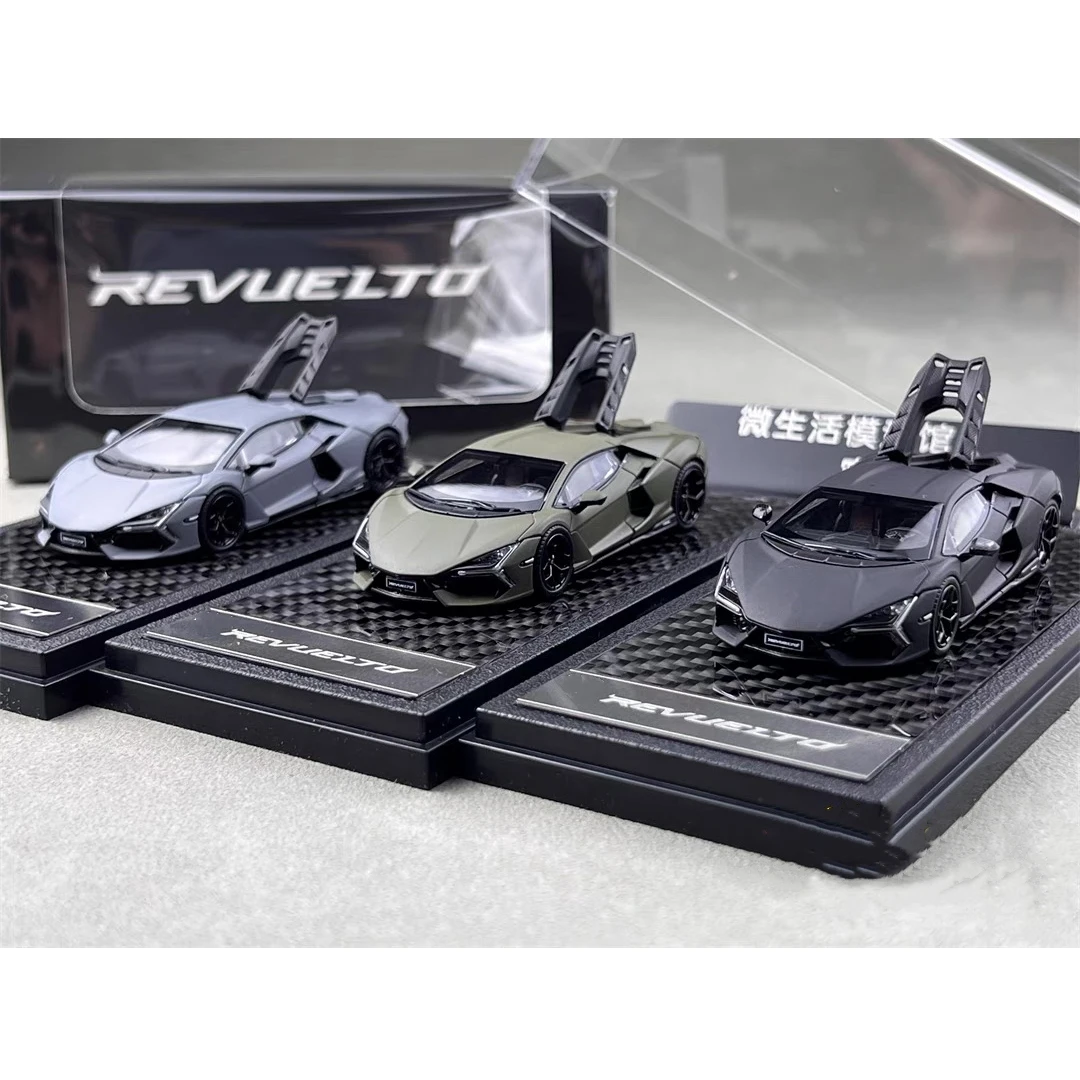 

LCD 1:64 Revuelto Diecast Model Car