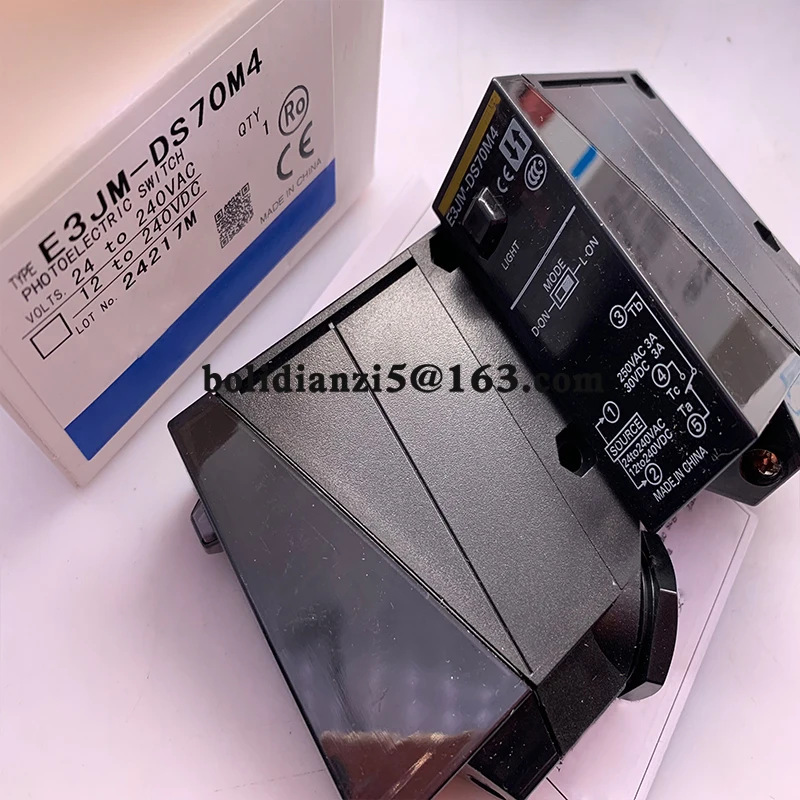 Novo interruptor fotoelétrico, em estoque, E3JM-DS70M4 E3JM-DS70M4-G E3JM-R4M4 E3JM-R4M4 E3JM-R4M4-G