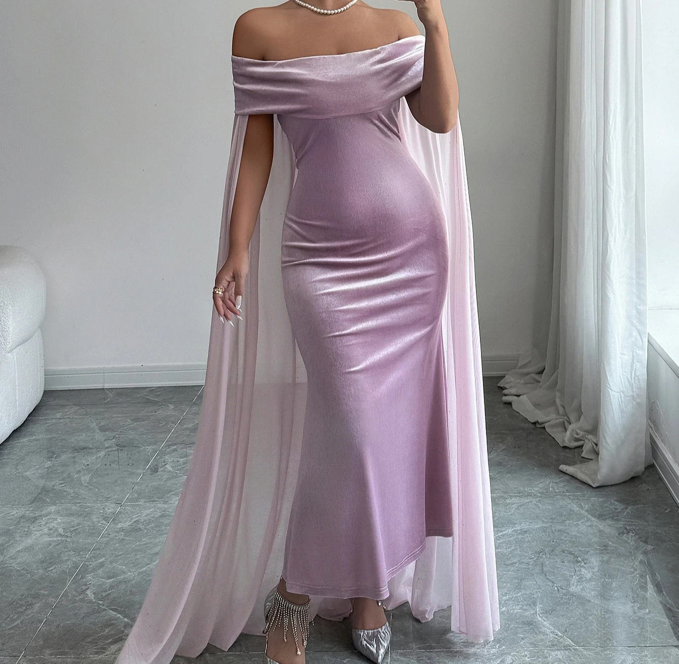 Elegant and High-end Strapless Solid Color Hip Hugging Dress for Women's Clothing   Autumn/winter 2025