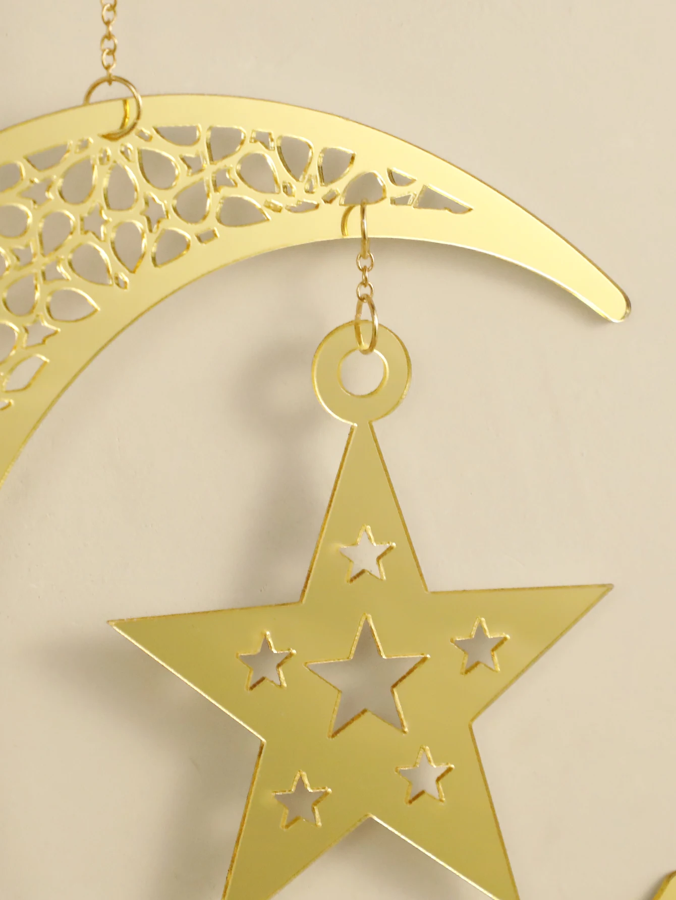Gold Ramadan Acrylic Moon Hanging Ornaments with Hollow Mesh Star，Eid Mubarak Muslim Decor，Lanterns Wall Decor，Ramadan Kareem