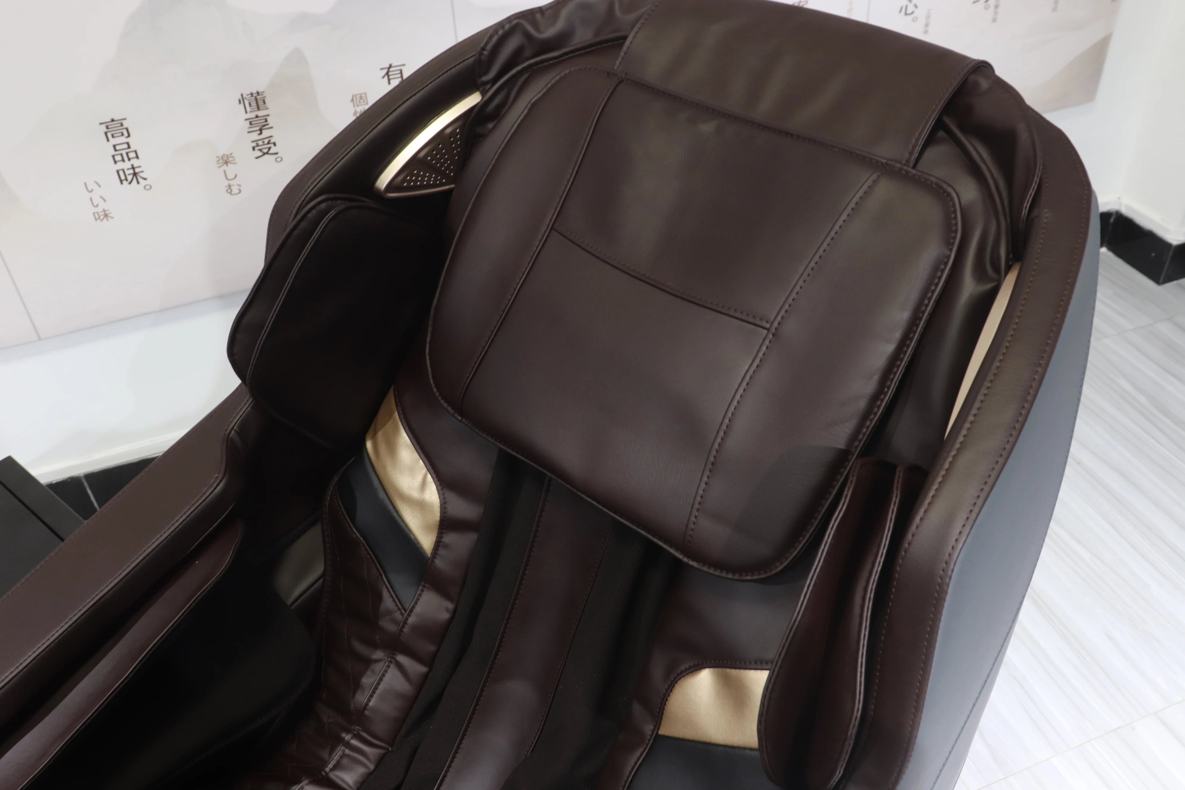 Cadeira de massagem comercial airbags de corpo inteiro cadeira de massagem luxo moeda operado venda zero gravidade 3d