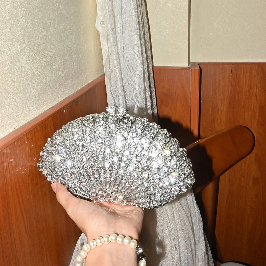 French Creative Shiny Full Diamond Shell Bag Temperament Simple Light Luxury High Sense Crystal Clutch Bag Dinner Bag view 4