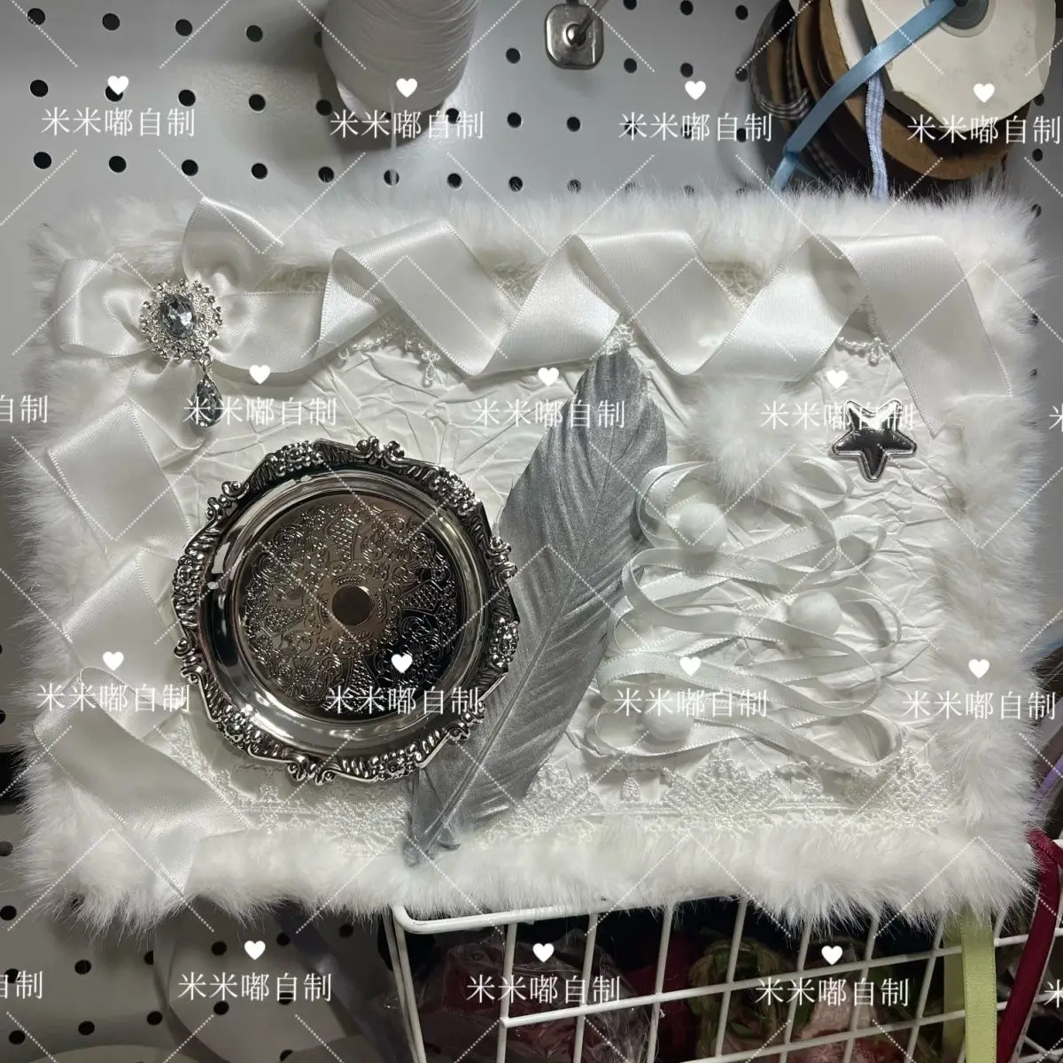 White Furry Ribbon Cosplay Ita Bag Accessories Lolita Anime Cosplay Crafts Badge Insert Board Decorative Badge Organizer Board