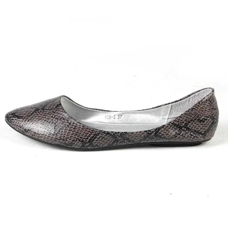 Lady European And American Style Snake Pattent Plus Size 32-48 Pointed Toe Women Single Casual Flats Dancing Kvoll Shoes Slip-on