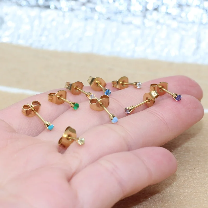 Stahl Goldfarben Mini 2mm AAA Runde Bunte Zirkon Ohrstecker Edelstahlnadel Hypoallergener Schmuck Set von 20 Stück – Detail 6
