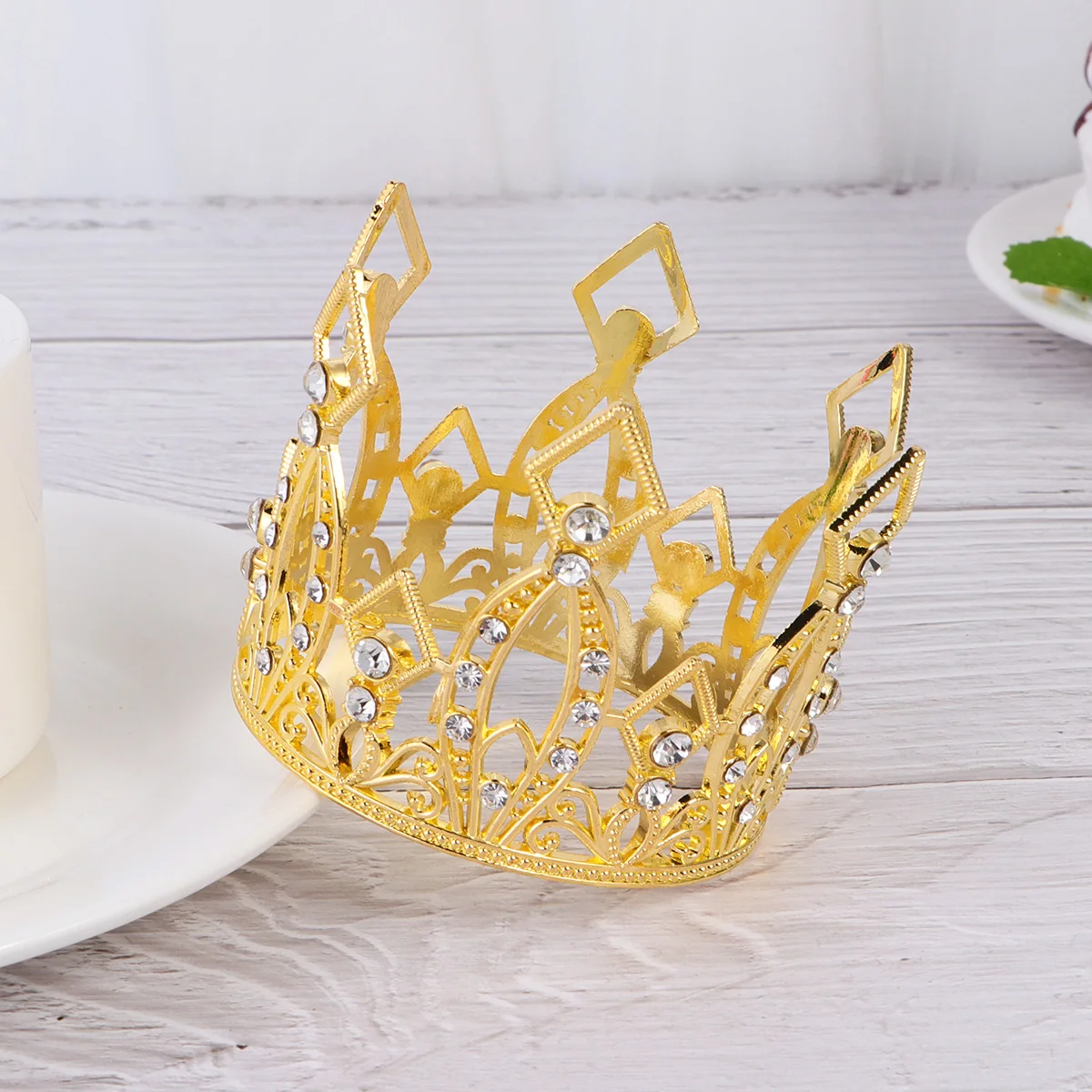 

2pcs Crown Cake Toppers Birthday Party Decorations Cupcake Muffin Cake Accessories For Women Girls Dance Party