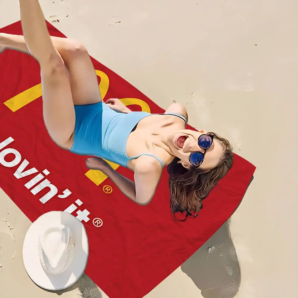 منشفة شاطئ مطبوعة من الألياف الدقيقة من M-Mcdonalds لتسلق الجبال واليوجا والسباحة والجري ومنشفة ناعمة ماصة