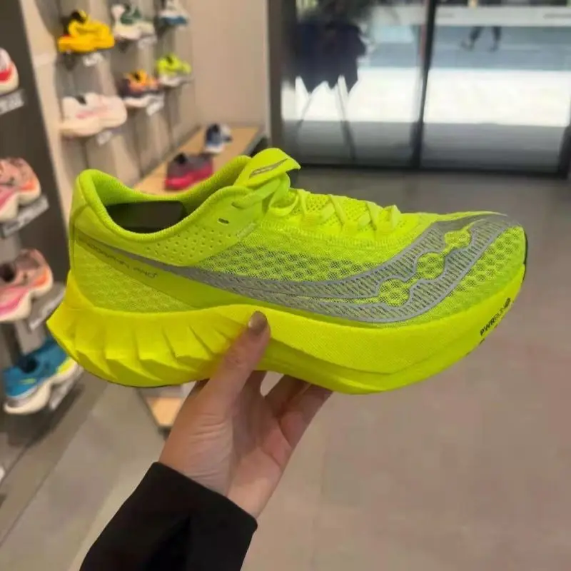 Summer Running Shoes Lightweight Mens Womens Fashion Sneakers Original Trainers Breathable Lightweight Comfortable Sneakers