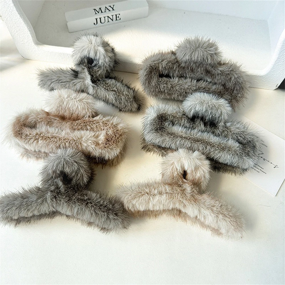 

15cm Oversize Square Hair Clip Fluffy Mink Fur Grab Clips Super Large Plush Barrette Hairpins Hair Accessories Wholesale