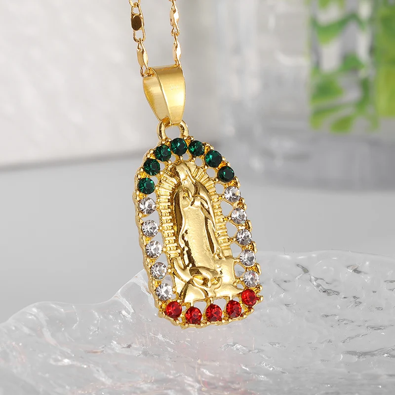 New Fashion Blessing Virgin Mary Zircon Pendant Necklace Ladies Trend Good Luck Christian Amulet Jewelry Gift