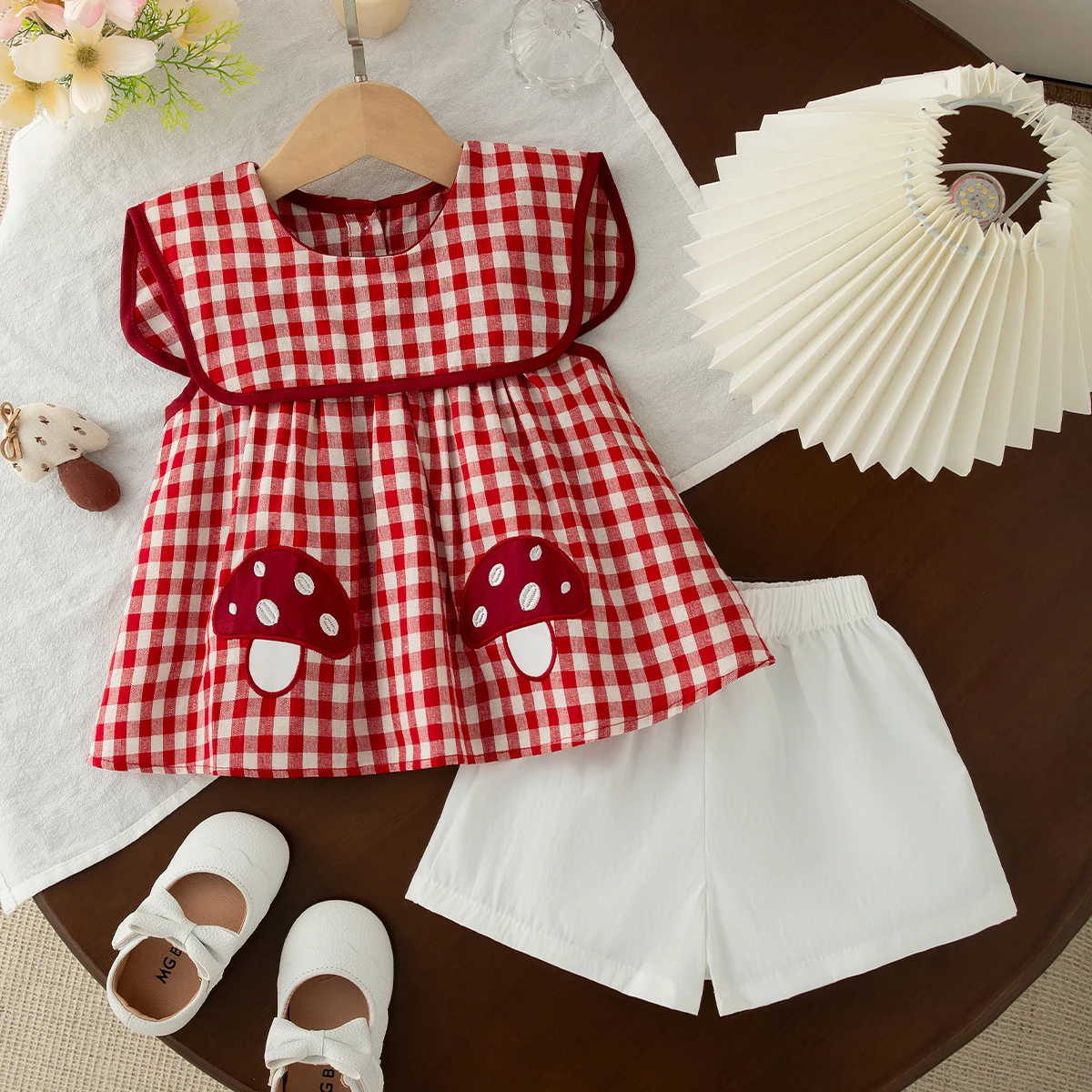 

2pc/Set Summer Outfit For Baby Girl Sweet Mushroom Red Grid Comfortable Cotton Top And Bottom Clothes Set Daily Outing Clothing