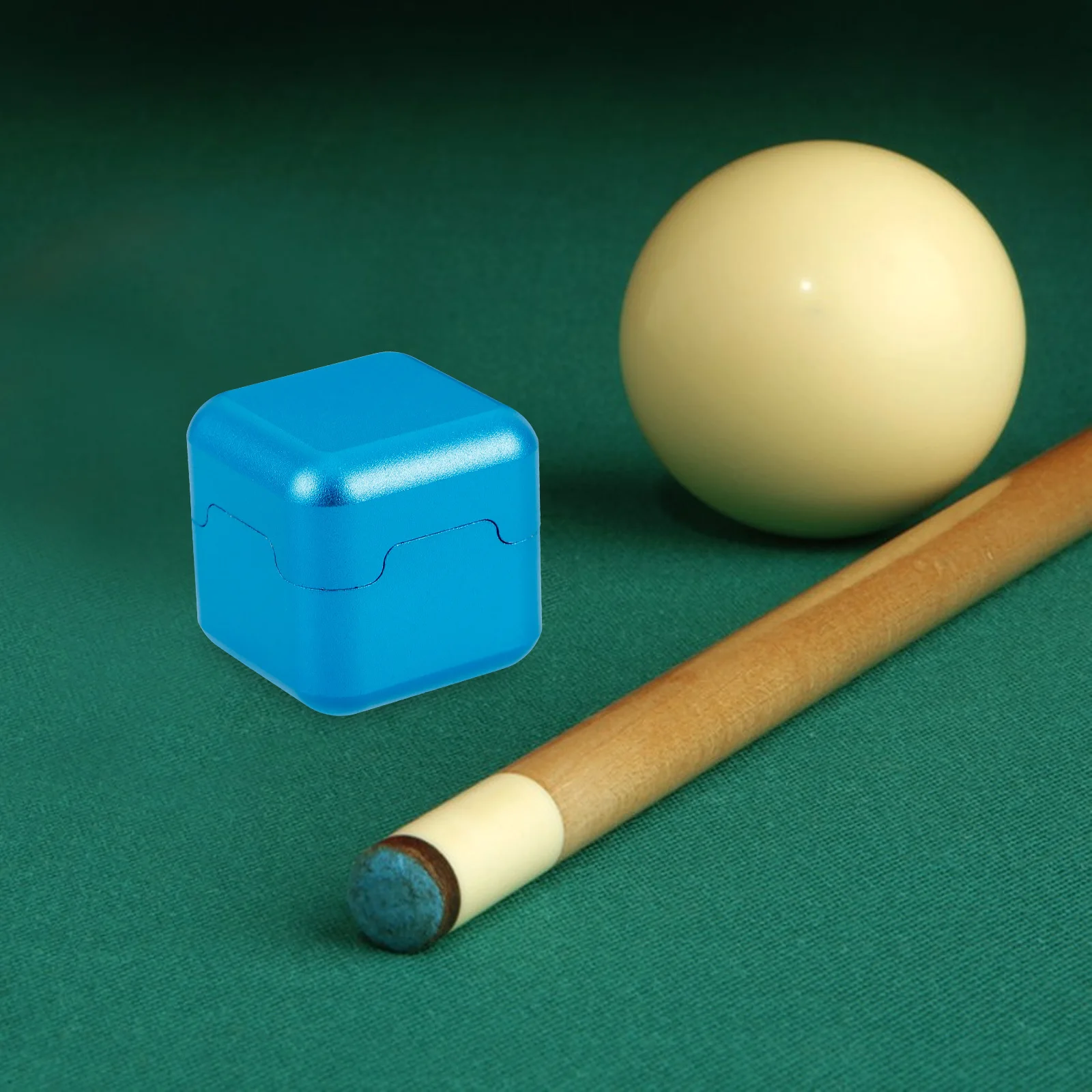 

Aluminum Cue Chalk Holder Portable Chalk Carrier Lightweight Metal Clip Case for Billiard Snooker Pool Accessory