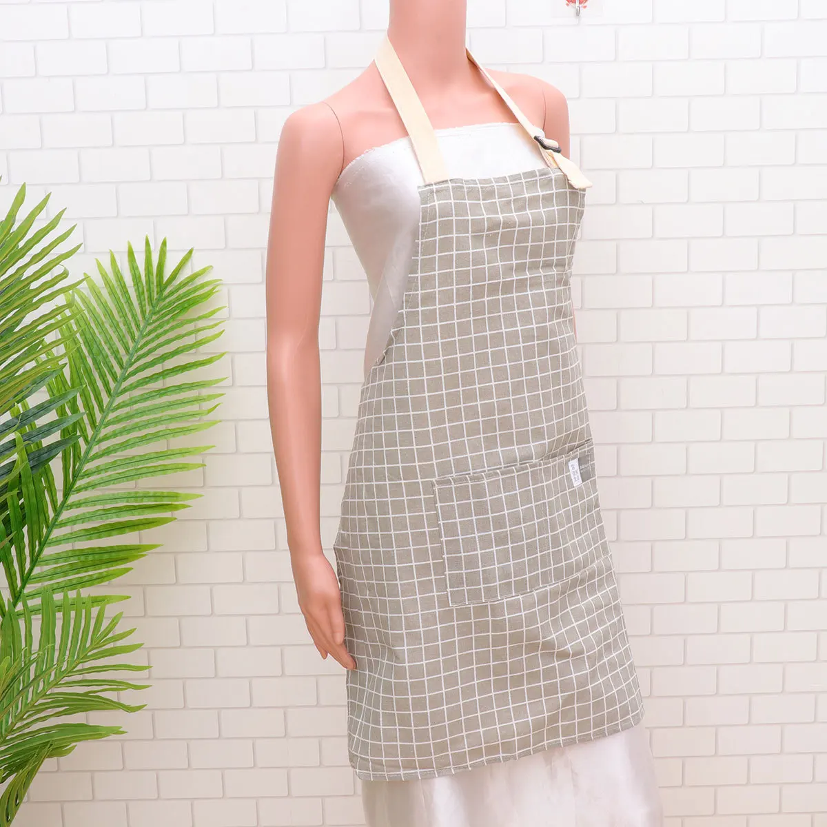 

Checkered Apron Cotton Linen Halter With Pockets Adjustable For Cooking Baking Gardening Kitchen Restaurant Bar Grey