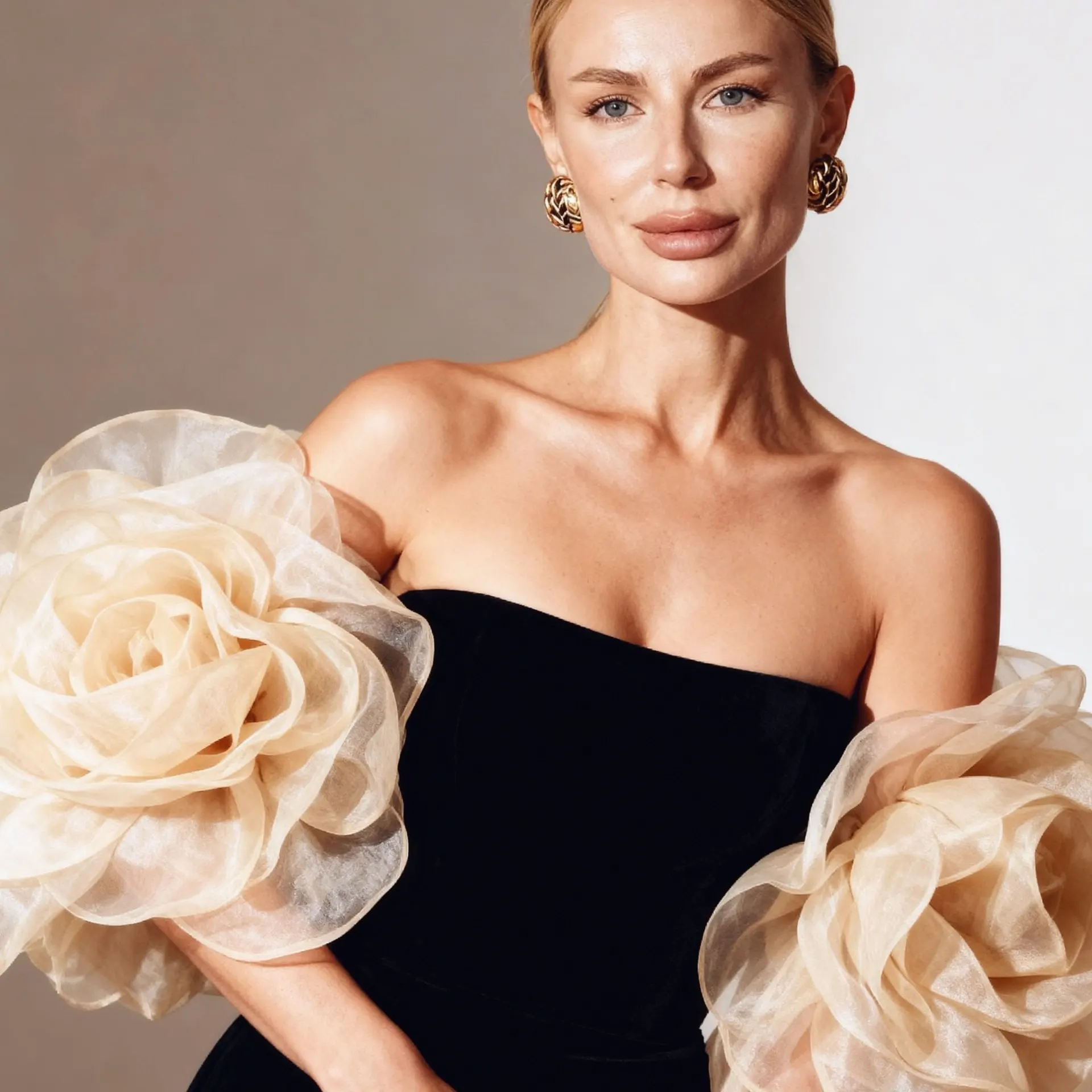 

Oversized Flower Sleeve 3D Organza Rose Shoulder Puff Sleeve Wedding Dress Accessory Evening Wear Detachable Floral Arm Cover