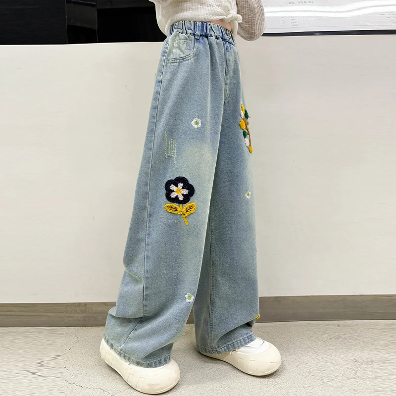 Hot Sale Kids Fashion Blue Jeans with Appliques For Girl New Stylish Denim Pants Slim Fit Loose Jeans Trousers For Teenager 4-14
