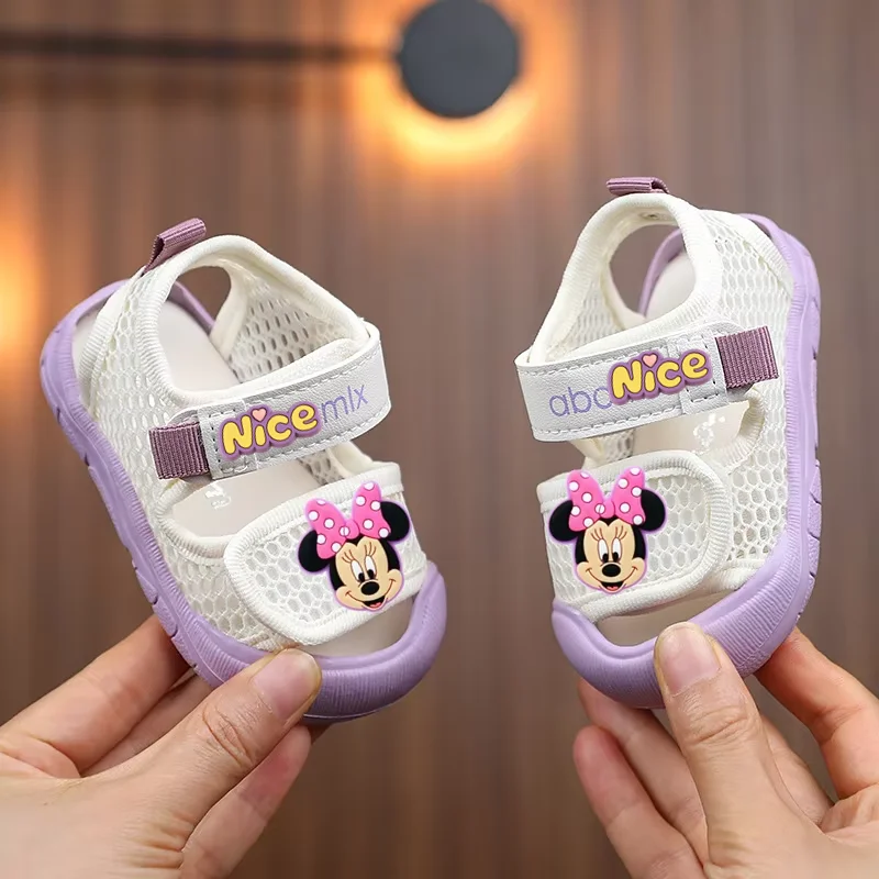 

Летние дышащие сандалии, пляжная обувь Disney для мальчиков, детские первые ходунки на мягкой подошве с Микки Маусом, новая повседневная обувь для малышей для девочек
