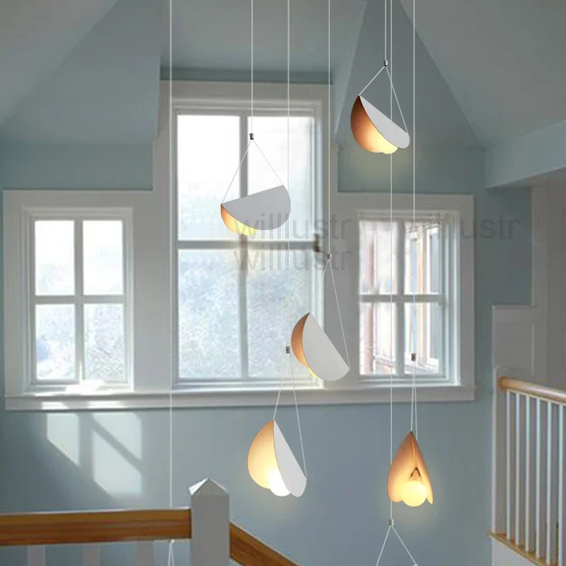 

Dasmani Flying Folded Paper Art Metal Pendant Lamp Iron Origami Suspension Light Cafe Dining Room Store Bar Ceiling Chandelier