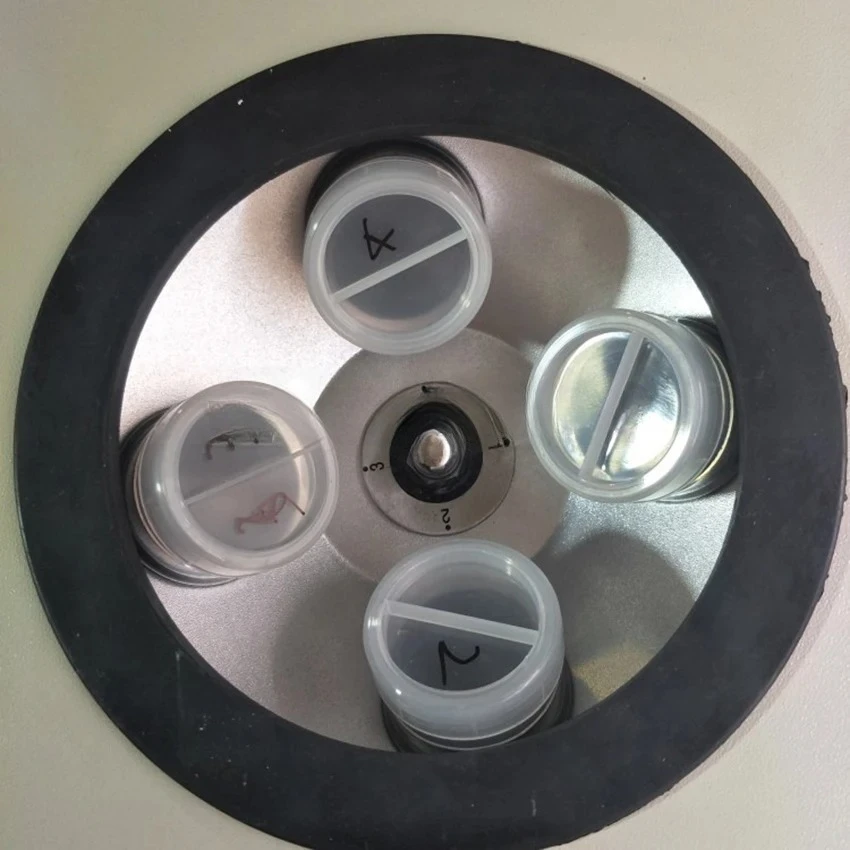 4 Laboratory Centri…