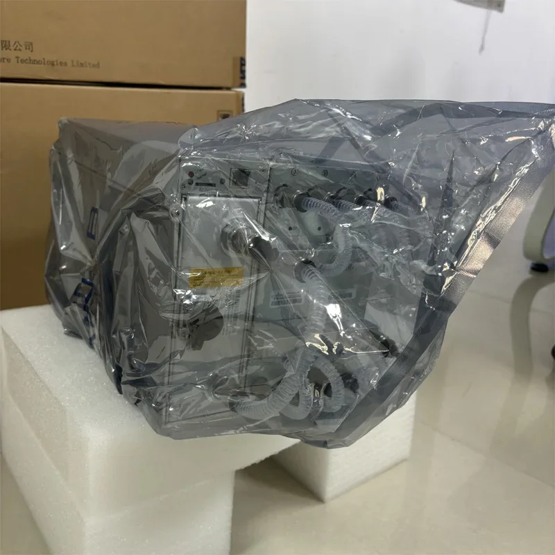 Antminer S19Pro Hyd 184T آلة تعدين البيتكوين Antminer S19 Pro Hydro 184T