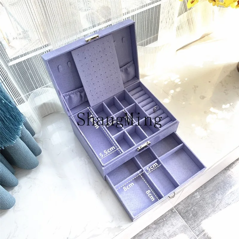 FG Independent Station, a large number of jewelry boxes, pink rings, earrings, studs, earrings, storage jewelry flannel.