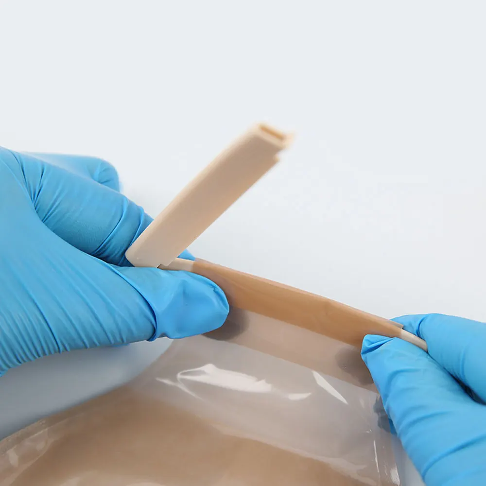 Drainable Ostomy Bag Clip with Tail Closure Leak-Proof Colostomy Sealing Bar Postoperative Care Tool for Fistula Accessories