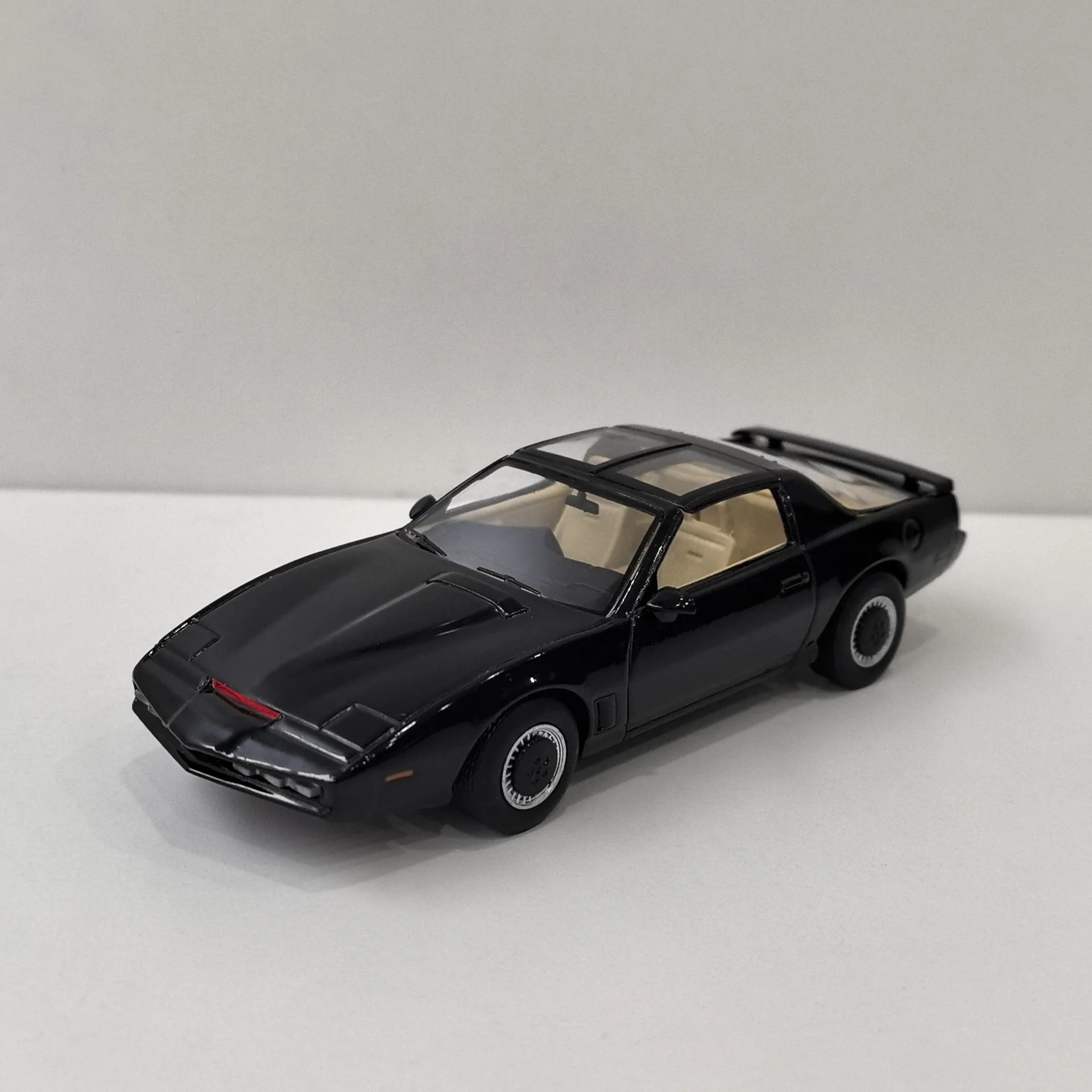 

Diecast IXO 1/43 Scale PONTIAC Alloy Car Model Collectible Toy Gift Souvenir Display Ornament