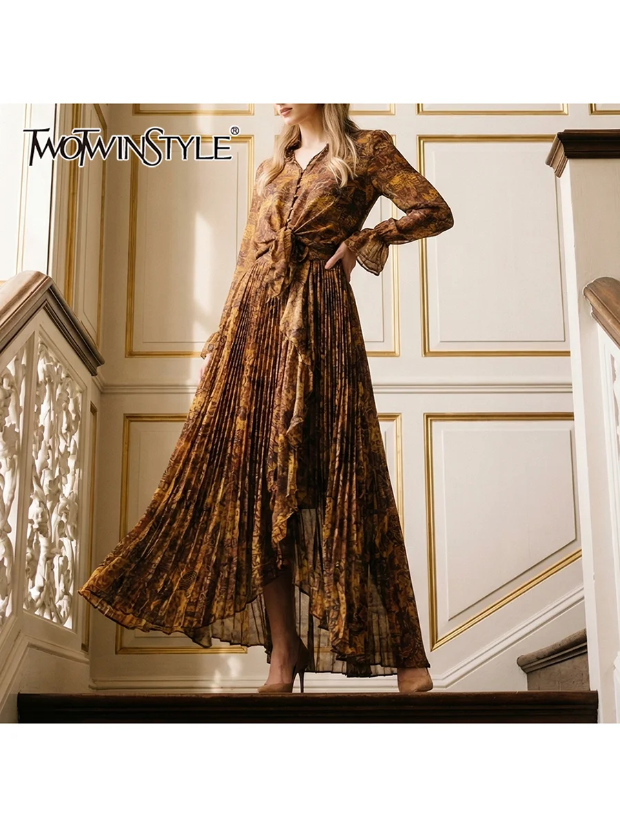 

TWOTWINSTYLE Vintage Loose Printing Two Piece Sets for Women V Neck Long Sleeves Top High Waist Spliced Folds Skirt Set Female