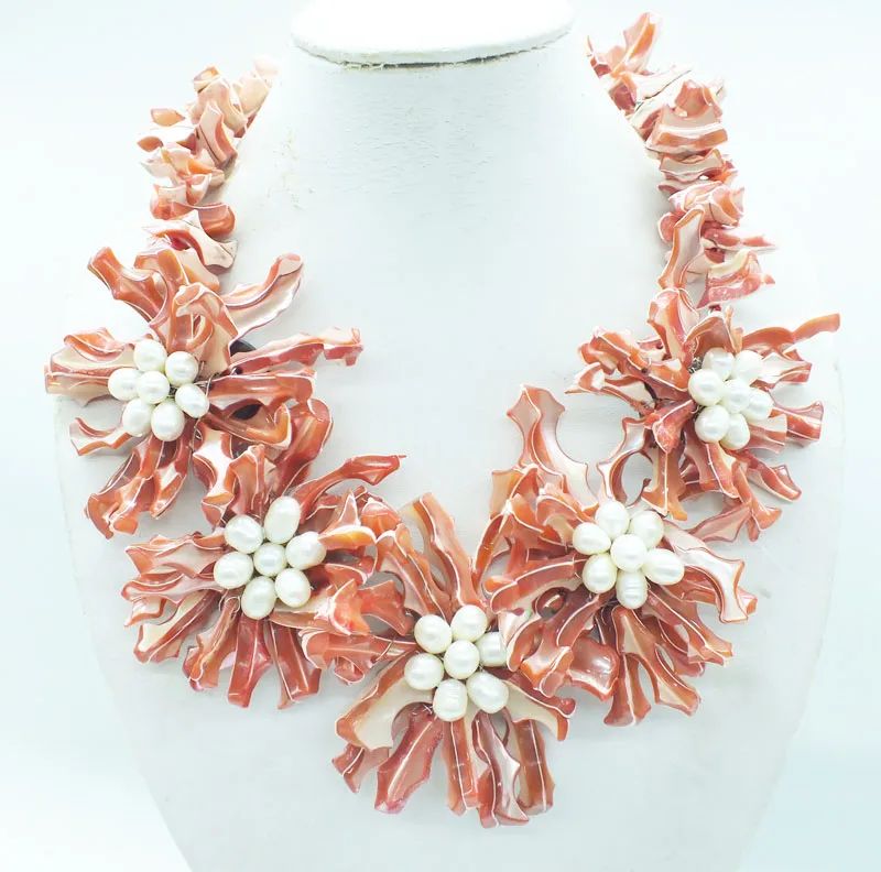 Newest design! Classic natural pink devil shell, pearl, flower necklace 20