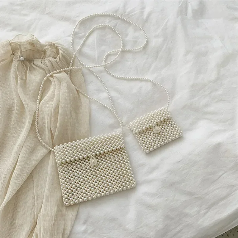 Bolso de perlas con cuentas a mano para mujer, Mini bolso cruzado Retro con cuentas de perlas de Color blanco, bolso de mano para fiesta y boda