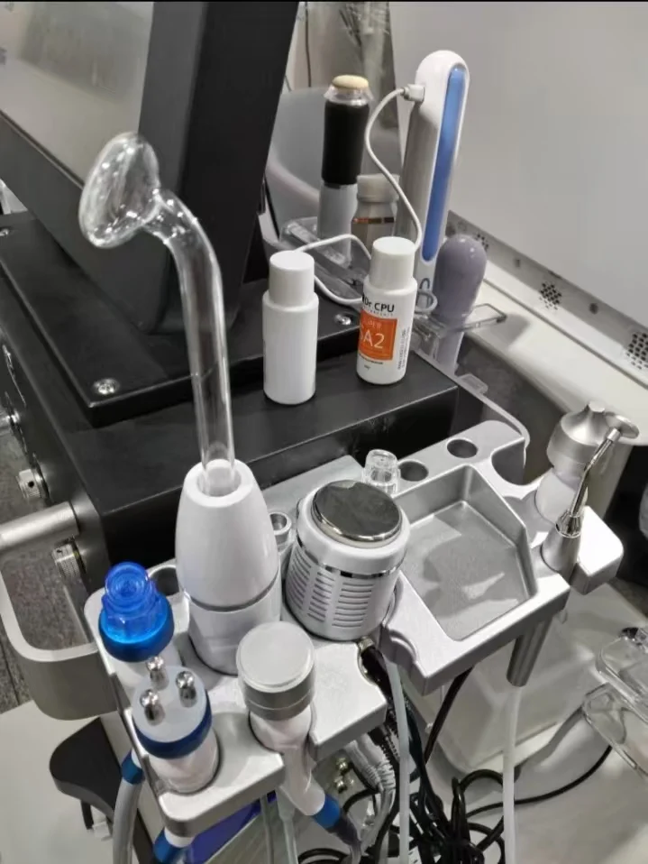 

2025 Подходит для салона/SPA Вертикальный 18 в 1 Гидроводный глубокий очиститель ухода за кожей Омоложение Гидропузырь Уход за лицом Красота Устройство