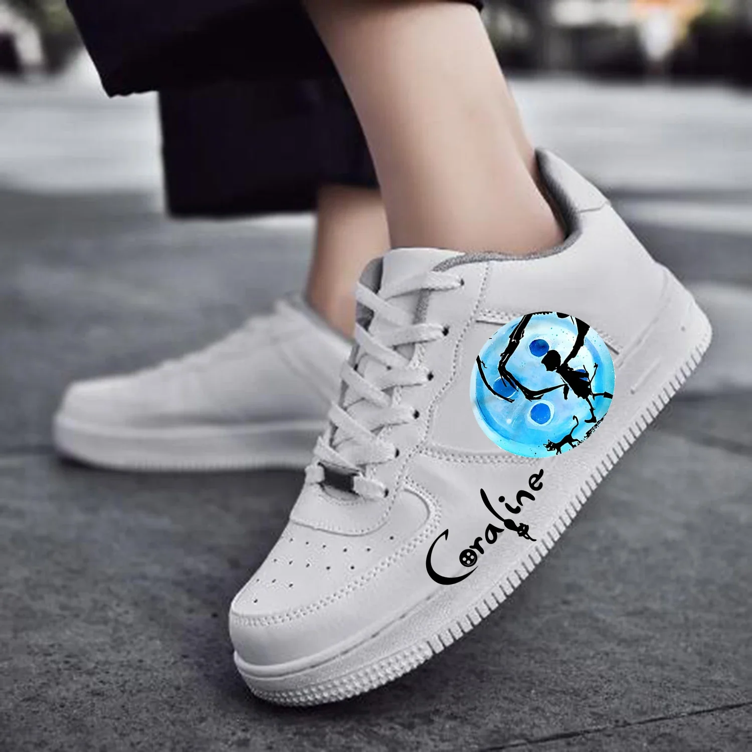 

Coraline The Secret Door AF Basketball Mens Womens Sports Running High Quality Flats Force Sneakers Lace Up Mesh Custom Shoe