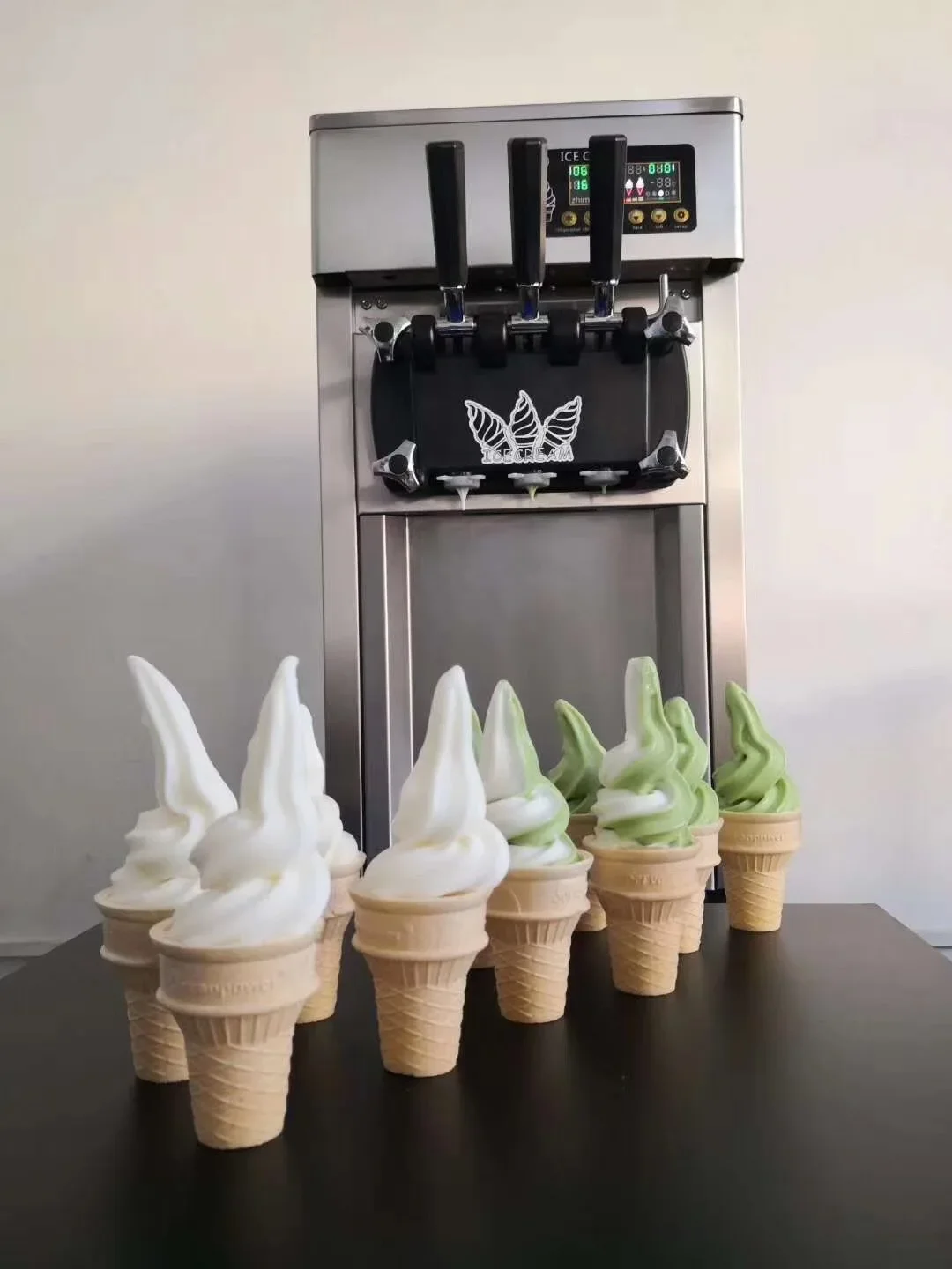 z Mini table top gelato desktop mini soft ice cream machine Iceason