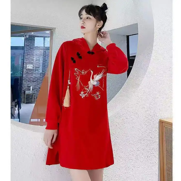 Embroidered Red Hooded Hoodie Improved Hanfu New Year's Clothing 2026 Winter Chinese Thick Velve Women Red Hoodie Dress view 3