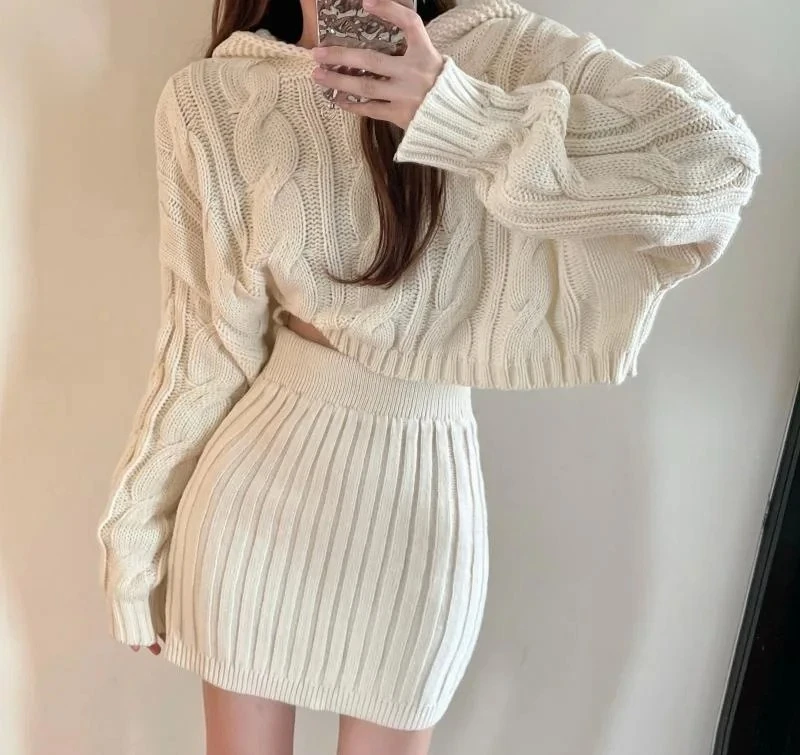 

Two-Piece OutfitRetro Knitted Sweater And Skirt Set with Twist High Waist Elastic Bodycon Mini Autumn Winter Fashion Women's