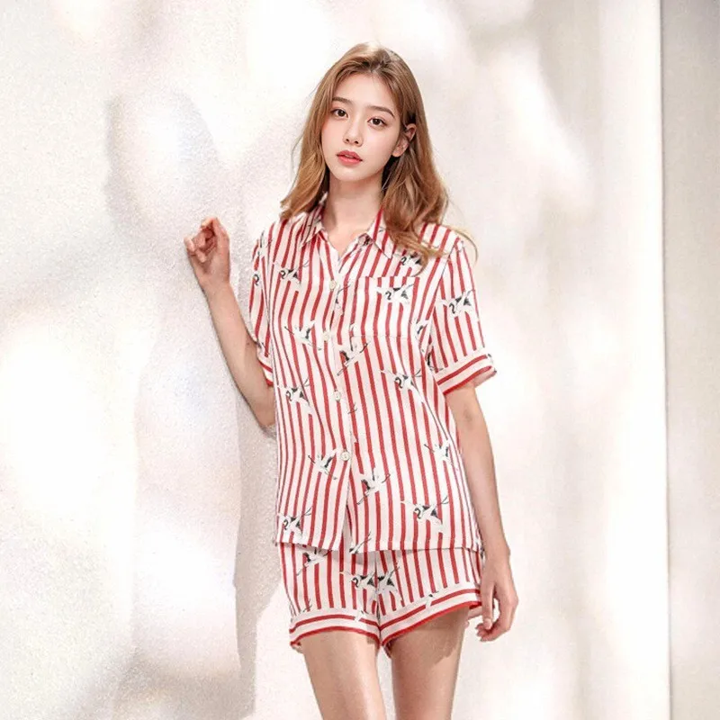 High Quality 2024 High-End Real Silk Pajamas Women's Summer Short-Sleeved Shorts Suit 100% Ladies Home Leisure