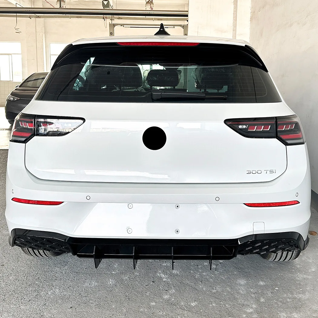 Rear Lip Blade Spoiler For Volkswagen Golf MK8.5 Mk8 Facelift R-Line 2024-2025 ABS Car Rear Bumper Lip Diffuser Spoiler Splitter view 3
