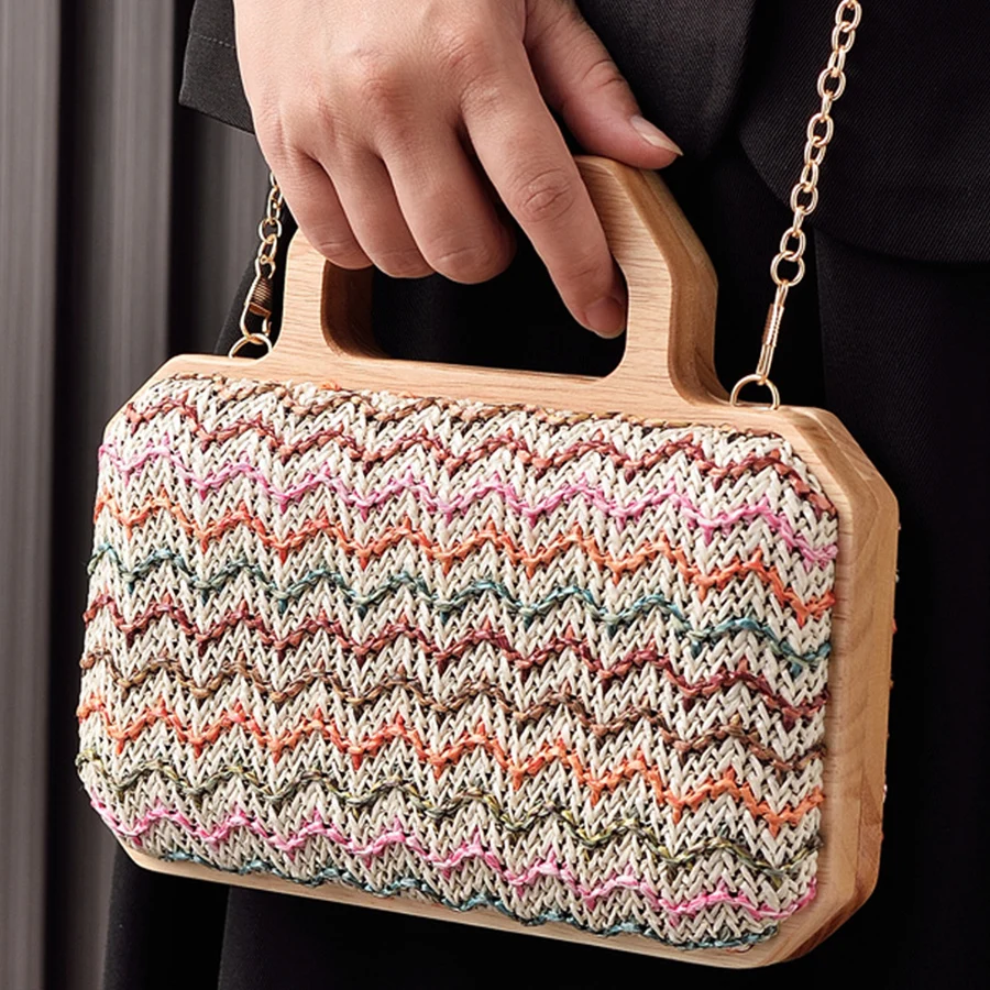 

Summer Wooden Handle Woven Straw Bags Women Top-handle Bag Panelled Magnetic Clip Handbags Metal Chain Cross Body Beach Bags Sac