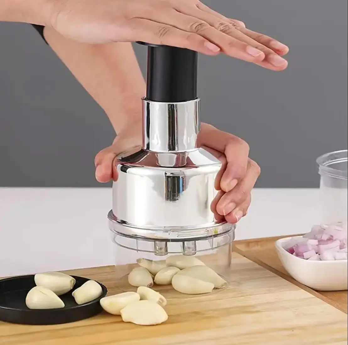 مفرمة خضروات يدوية، محضر طعام يدوي بدون جهد مع شفرات من الفولاذ المقاوم للصدأ للأعشاب الطازجة والخضروات #4