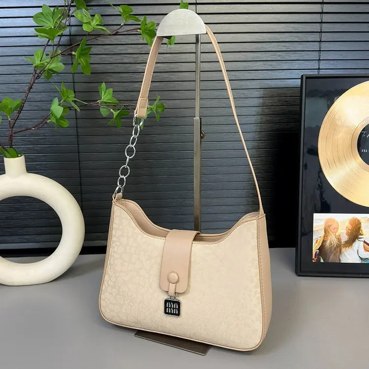 

2026 New Arrival High-end Women's Crescent Bag, Niche Simple Style, Fashion Commute Underarm Shoulder Crossbody Bag