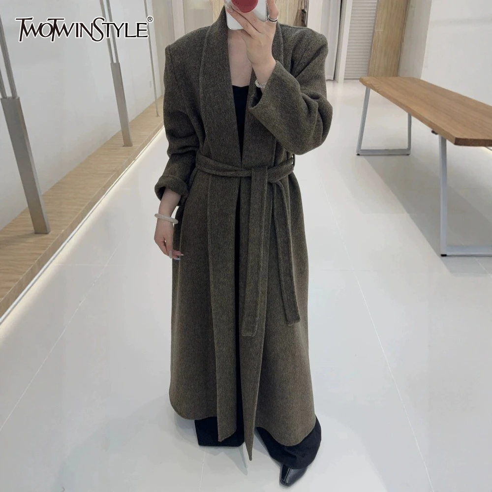 

TWOTWINSTYLE однотонная куртка на шнуровке женская с шалевым воротником и длинными рукавами свободные темпераментные женские длинные куртки зимняя мода