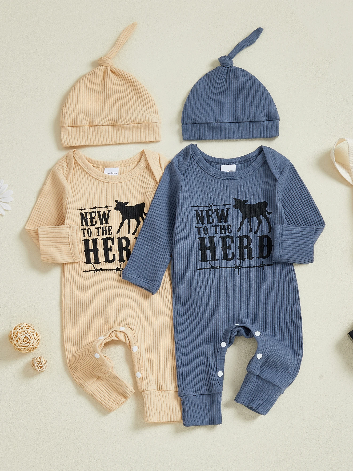 

Осенний комбинезон для маленьких мальчиков, боди с рукавами и рисунком алфавита, шапочкой и круглым воротником для защиты всего тела