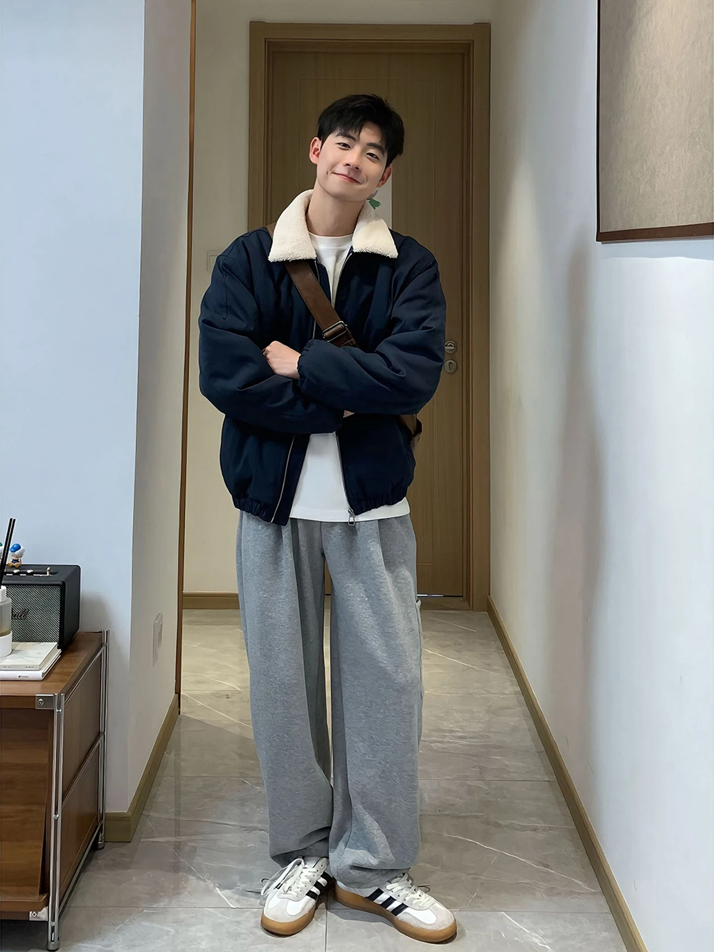 

Зимний хлопок для пар Jaet Lamb Velvet Collar ort Bread Sle Neutral Faion Warm Thiened Long Sve Zipper Closure P...