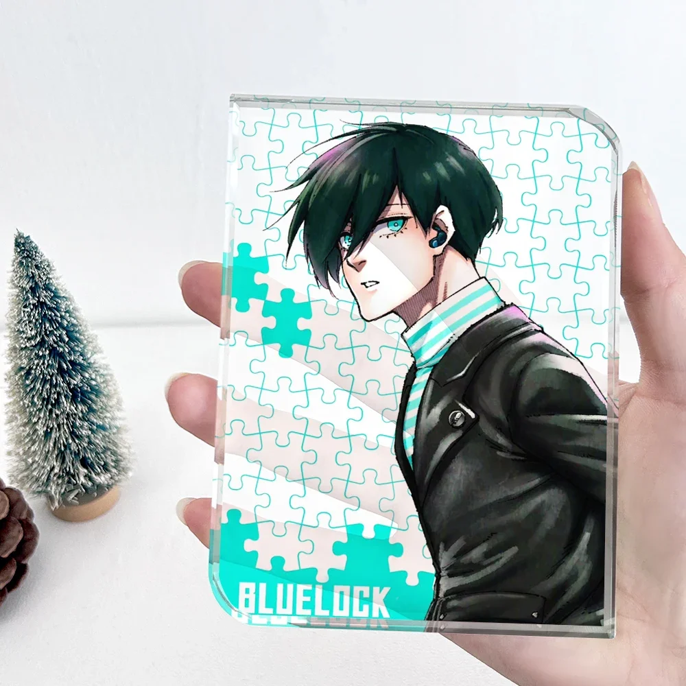 BLUE LOCK Mikage Reo Stationary i Seishiro Chigiri Hyoma Cosplay, Anime Crystal Standing Sign, Accessoires de décoration, Cadeau de Noël et d'anniversaire