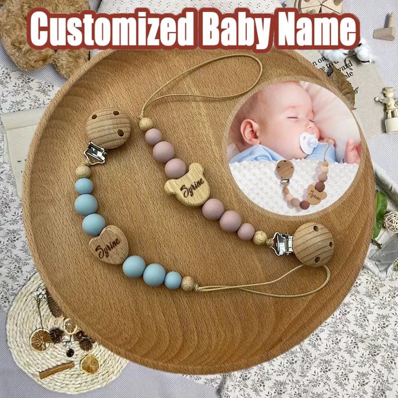 

Держатель для пустышки с именем малыша на заказ, с деревянным зажимом и тканевым ремешком, в подарок на рождение ребенка