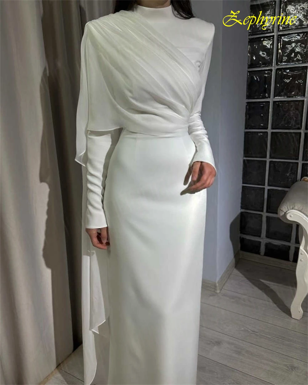 Customized High Collar Elegant Evening Dress and White Temperament High Quality Bespoke Occasion Gowns Formal Celebrity Gowns