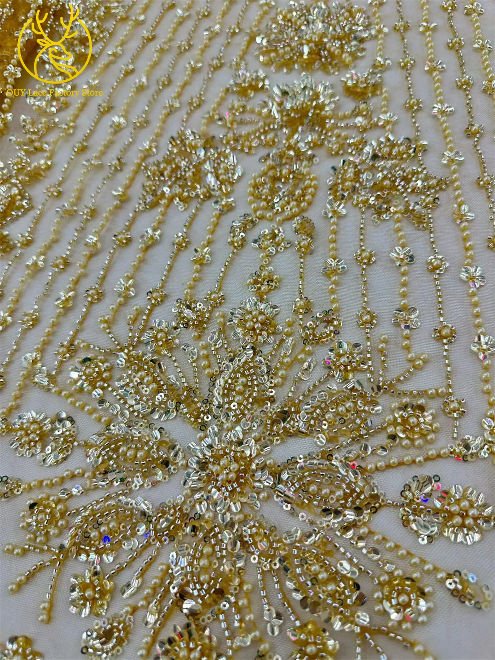 Gelber afrikanischer Brautstoff mit Perlenstickerei 2026 Luxuriöser goldener französischer Pailletten-Tüllstoff für nigerianische Hochzeitskleider – Detail 6